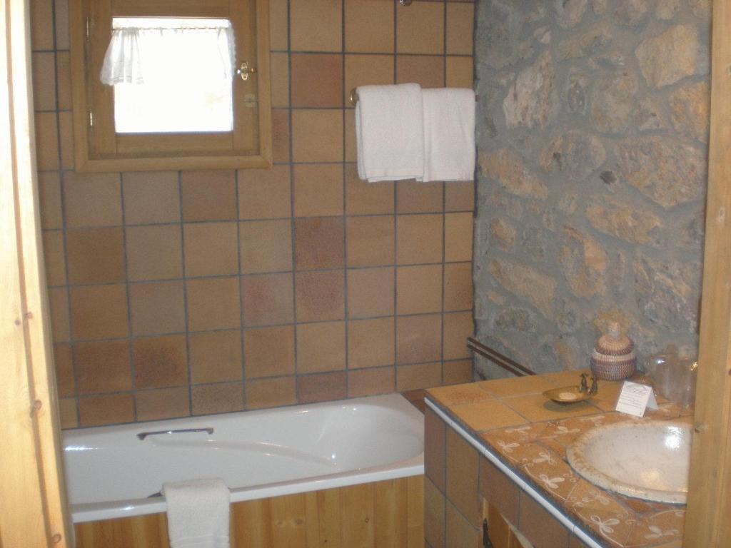 Niu Dels Falcons Bed & Breakfast La Molina  Room photo